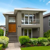 1168 Esquimalt Avenue  West Vancouver, BC V7T 1K1