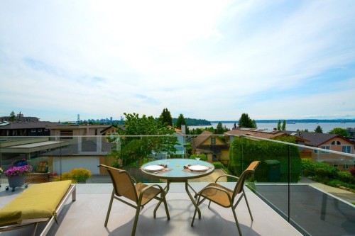 1168 Esquimalt Avenue, West Vancouver, BC 