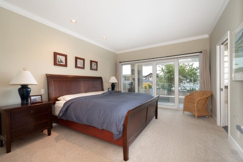 1168 Esquimalt Avenue, West Vancouver, BC 