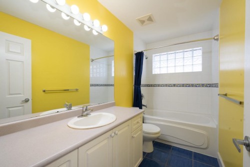 1168 Esquimalt Avenue, West Vancouver, BC 
