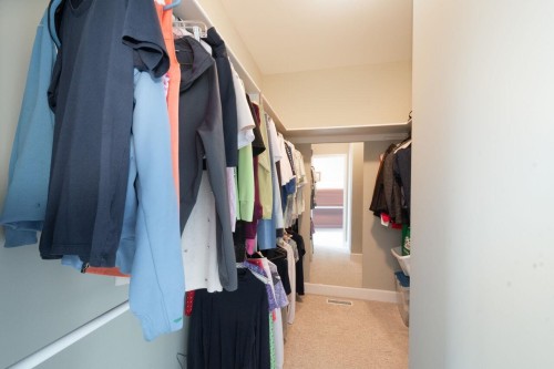 1168 Esquimalt Avenue, West Vancouver, BC 
