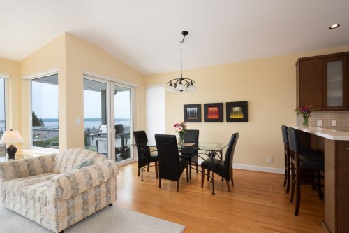 1168 Esquimalt Avenue, West Vancouver, BC 