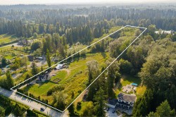 13511 224 Street Maple Ridge, BC V4R 2P8