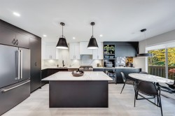 127-2998 Robson Drive  Coquitlam, BC V3E 2X6