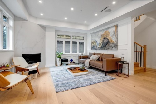 2012 15Th Avenue W, Vancouver, BC 
