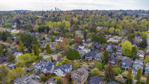 2012 15Th Avenue W, Vancouver, BC 