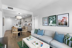 208-1680 12th Avenue E Vancouver, BC V5N 0K9