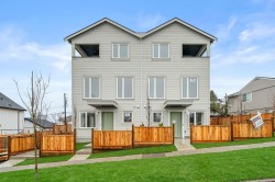 3-3581 Haida Drive  Vancouver, BC V5M 3Y9