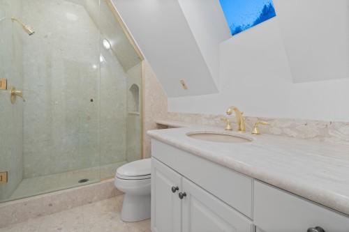 4742 Drummond Drive, Vancouver, BC 