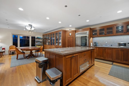 4742 Drummond Drive, Vancouver, BC 