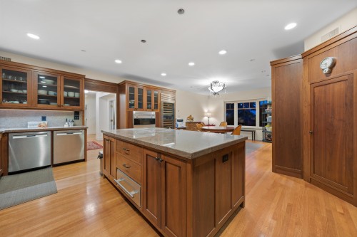 4742 Drummond Drive, Vancouver, BC 