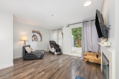 D-3439 43Rd Avenue E, Vancouver, BC 