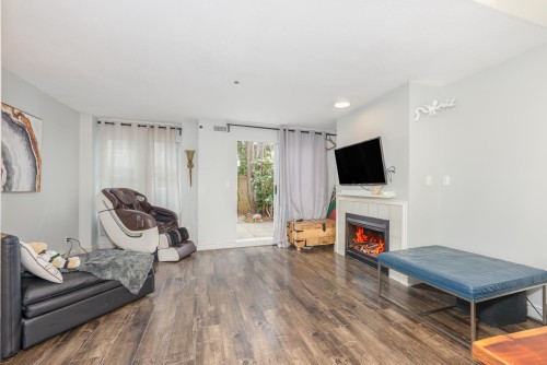 D-3439 43Rd Avenue E, Vancouver, BC 