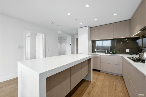 505-1675 Lions Gate Lane, North Vancouver, BC 