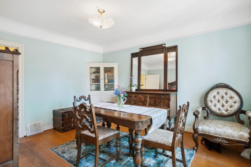 5962 Dunbar Street, Vancouver, BC 