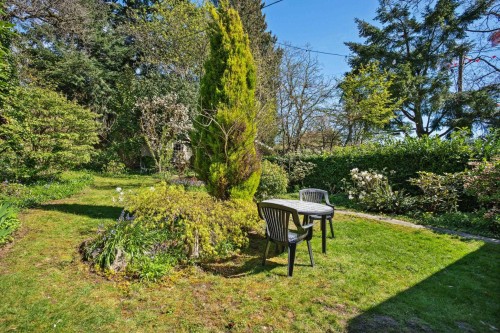 5962 Dunbar Street, Vancouver, BC 