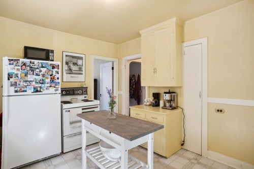 5962 Dunbar Street, Vancouver, BC 