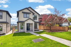 1150 Charland Avenue  Coquitlam, BC V3K 3L1