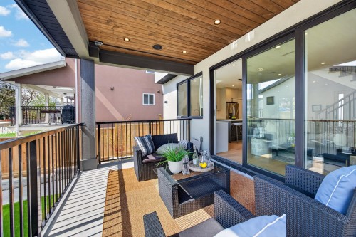 1150 Charland Avenue, Coquitlam, BC 