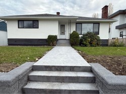 Lower Level-4810 Northlawn Drive Burnaby, BC V5C 3S3