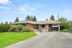 11930 Acadia Street Maple Ridge, BC V2X 3B2