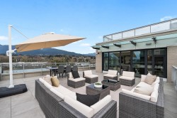 703-755 Harbourside Drive  North Vancouver, BC V7P 0G1