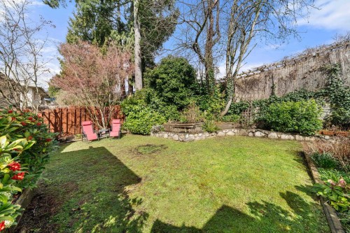 3300 Mahon Avenue, North Vancouver, BC 