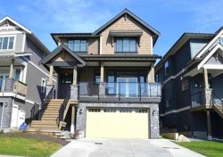 11036 Buckerfield Drive Maple Ridge, BC V2W 1Z8