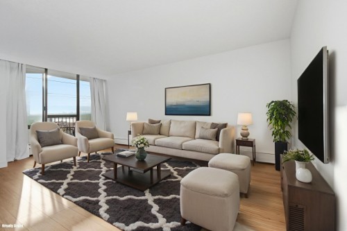 407-145 St. Georges Avenue  North Vancouver, BC V7L 3G8