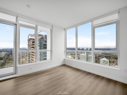3501-6087 Wilson Avenue Burnaby, BC V5H 2R5