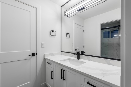 730 Schoolhouse Street, Coquitlam, BC 