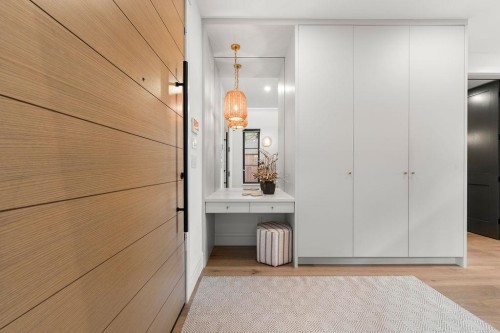 2392 Lawson Avenue, West Vancouver, BC 
