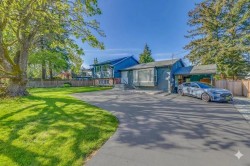 5153 Cliff Drive Tsawwassen, BC V4M 2C4