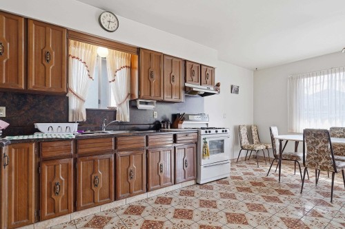 3090 Kitchener Street, Vancouver, BC 