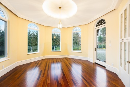 6220 Summit Avenue, West Vancouver, BC 