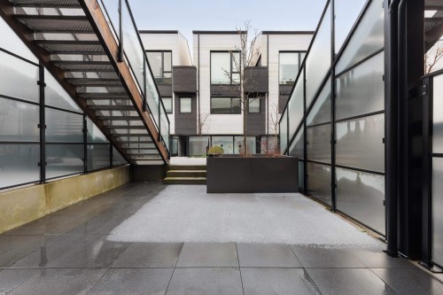 122-650 2Nd Street E, North Vancouver, BC 