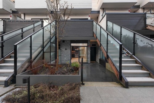 122-650 2Nd Street E, North Vancouver, BC 