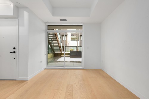 122-650 2Nd Street E, North Vancouver, BC 
