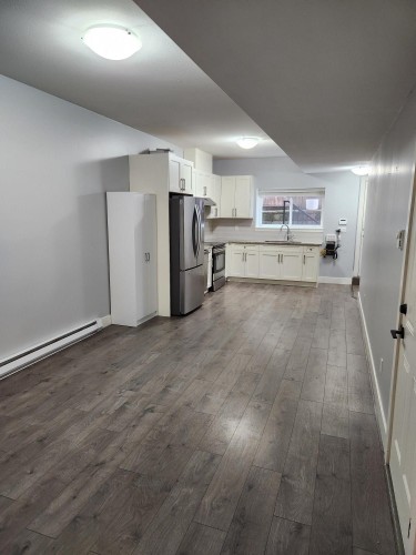 3417 Devonshire Avenue, Coquitlam, BC 