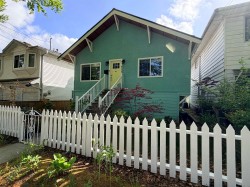 4322 Welwyn Street  Vancouver, BC V5N 3Z4