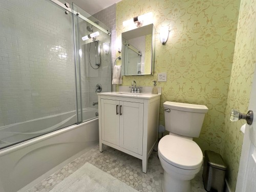 4322 Welwyn Street, Vancouver, BC 