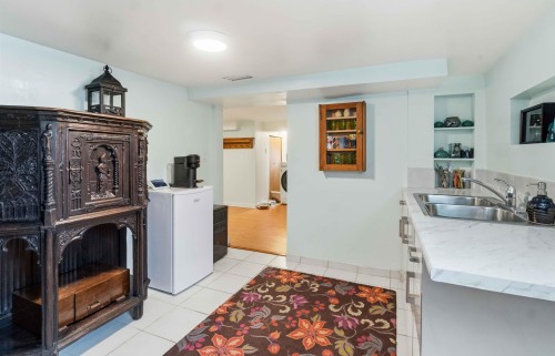 4322 Welwyn Street, Vancouver, BC 