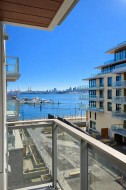 425-755 Harbourside Drive  North Vancouver, BC V7P 0G1