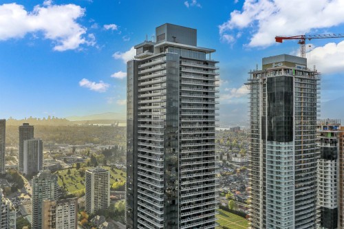 5008-1955 Alpha Way, Burnaby, BC - Outdoor With Facade