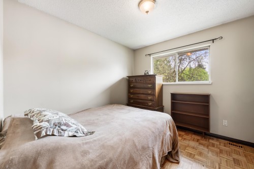 22136 River Bend, Maple Ridge, BC 