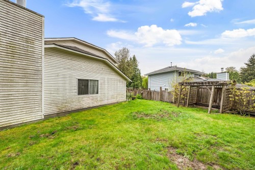 22136 River Bend, Maple Ridge, BC 