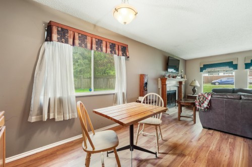 22136 River Bend, Maple Ridge, BC 