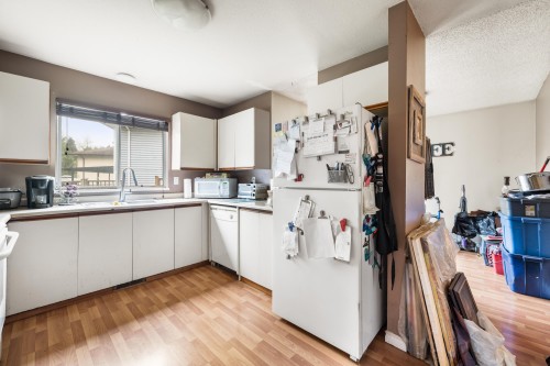 22136 River Bend, Maple Ridge, BC 