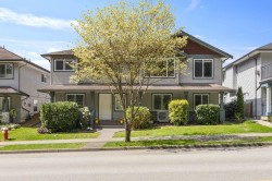 11377 Creekside Street Maple Ridge, BC V2W 2A4
