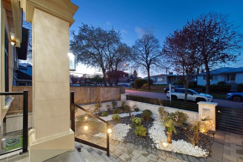416 63Rd Avenue E, Vancouver, BC 
